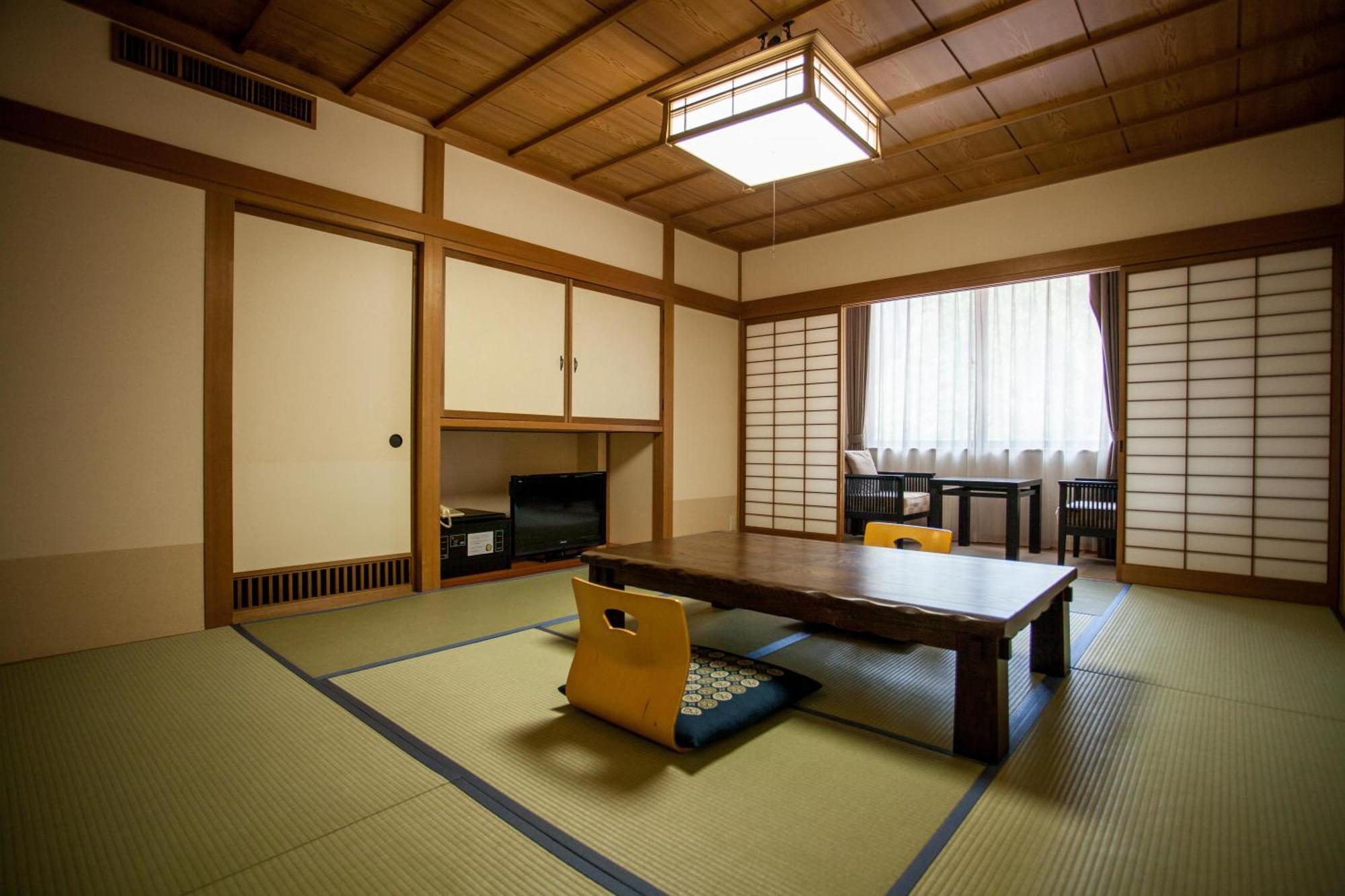 Izumigo Takayama Dog Paradise Hotel Bagian luar foto