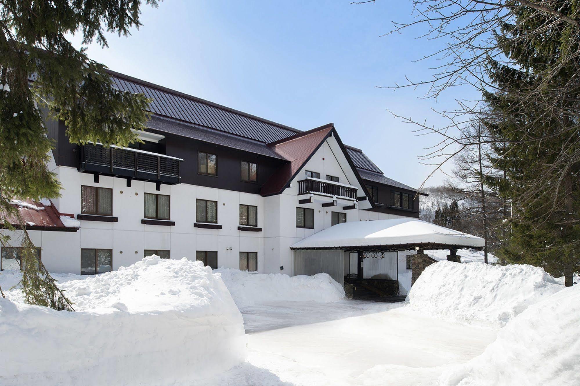 Izumigo Takayama Dog Paradise Hotel Bagian luar foto