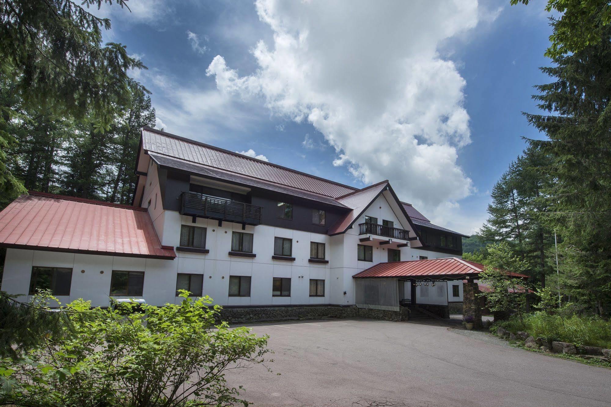 Izumigo Takayama Dog Paradise Hotel Bagian luar foto